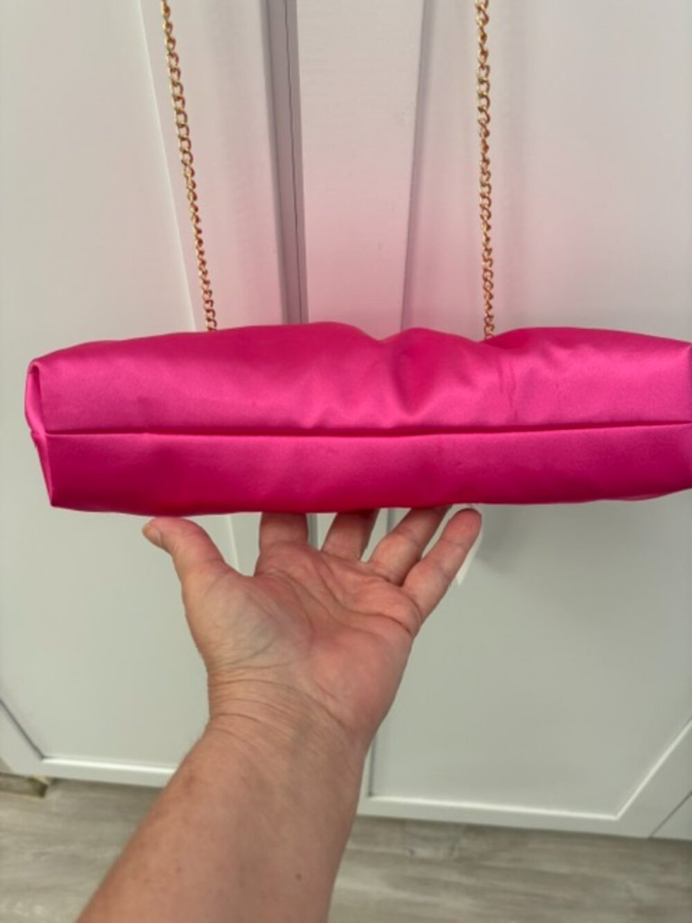 Alessia Elegant Pink Bow Satin evening bag NWT - Picture 5 of 8